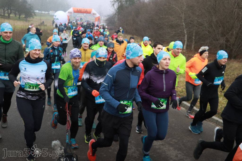 Fotorelacja: 1 Zimowy Półmaraton Myszkowski 2025