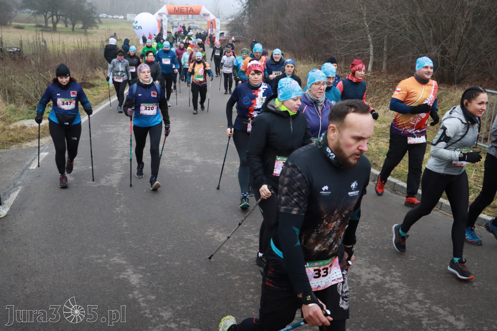 Fotorelacja: 1 Zimowy Półmaraton Myszkowski 2025
