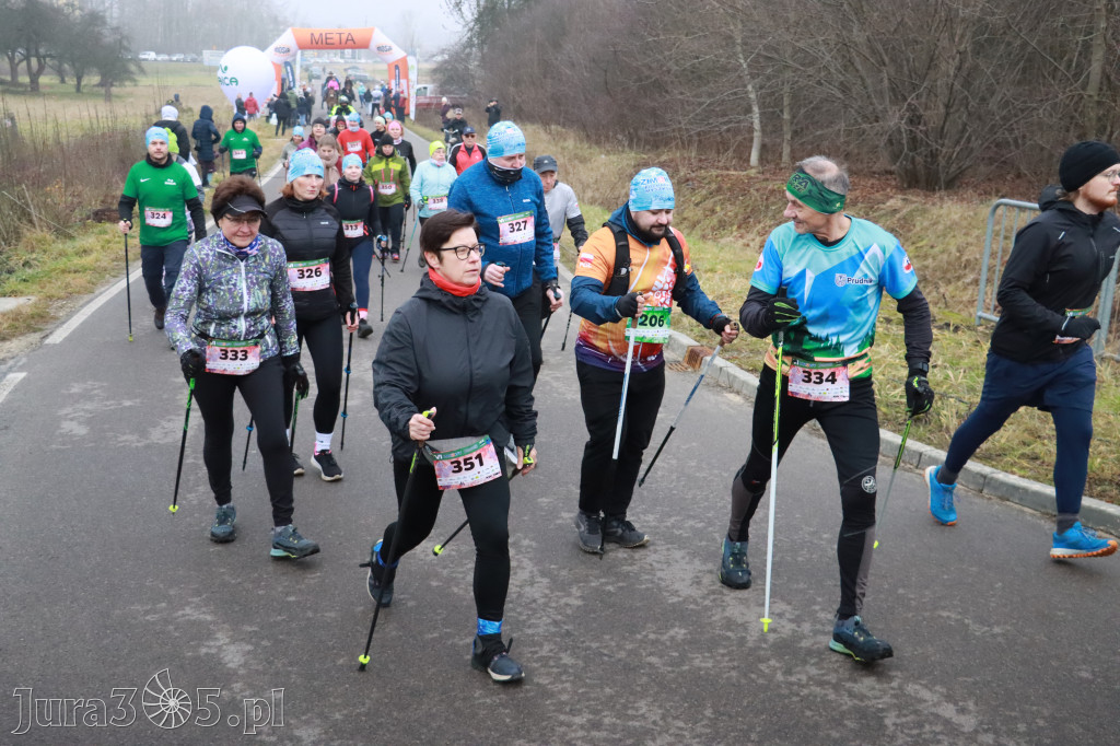 Fotorelacja: 1 Zimowy Półmaraton Myszkowski 2025