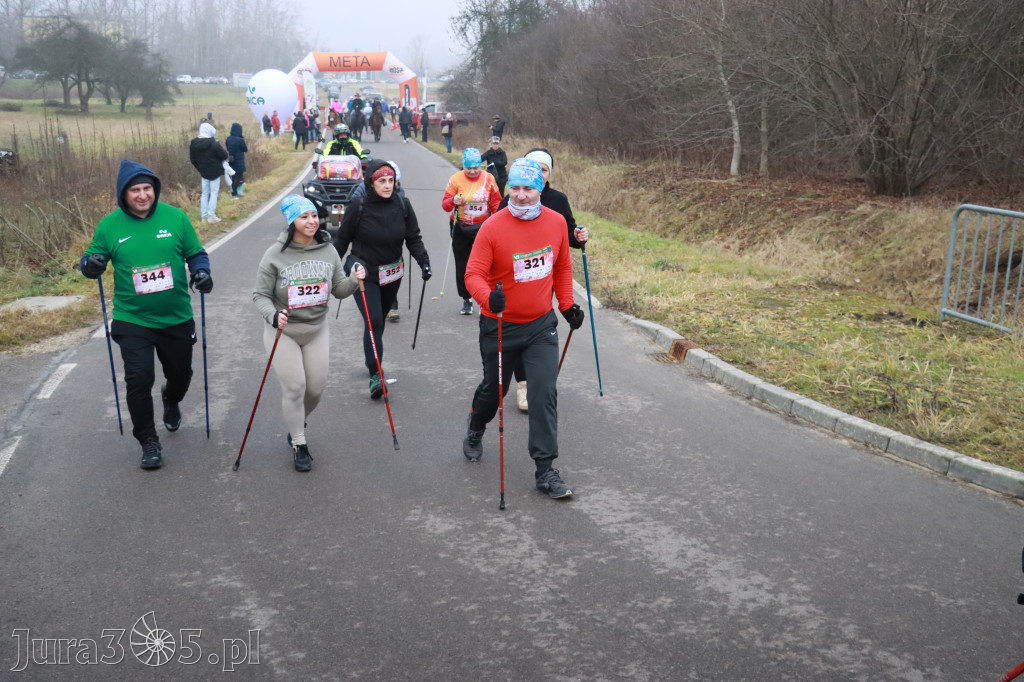 Fotorelacja: 1 Zimowy Półmaraton Myszkowski 2025