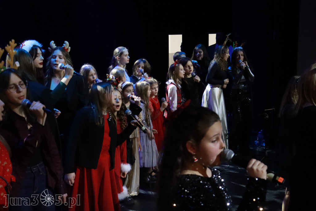 Fotorelacja: Koncert Kolęd MDK Myszków