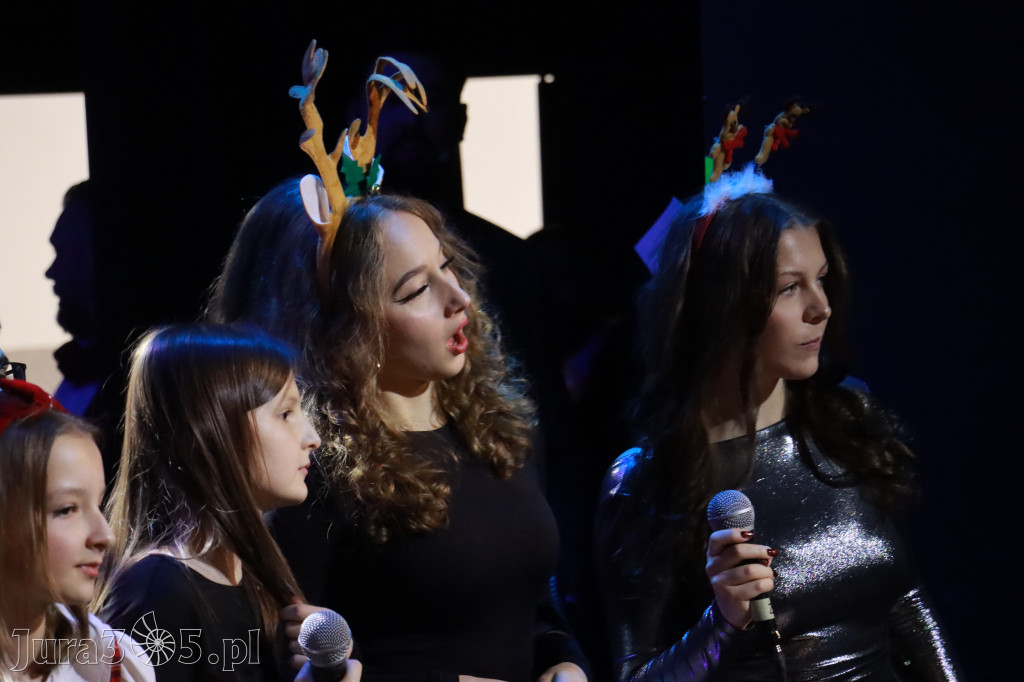 Fotorelacja: Koncert Kolęd MDK Myszków