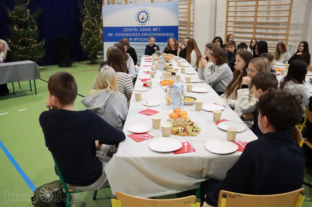 Fotorelacja: Magia Świąt w KWIATKOWSKIM Myszków