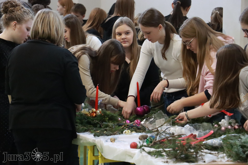 Fotorelacja: Magia Świąt w KWIATKOWSKIM Myszków