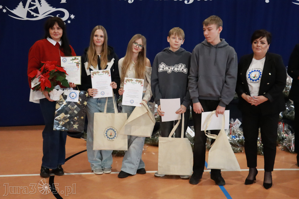 Fotorelacja: Magia Świąt w KWIATKOWSKIM Myszków