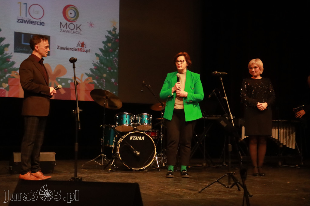Fotorelacja: Koncert Świąteczny Szkoły Muzycznej i SP3 w MOK Zawiercie