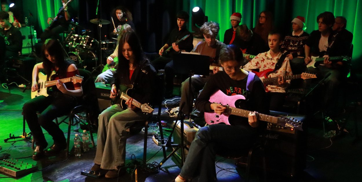 Fotorelacja: Koncert Kolęd na rockowo w MOK Zawiercie