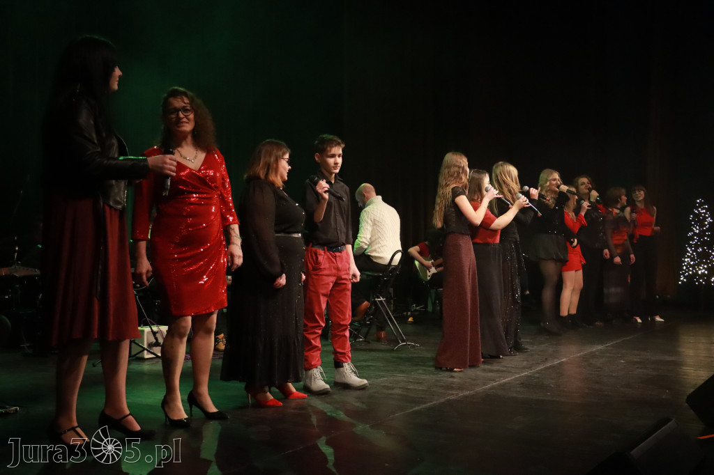 Fotorelacja: Koncert Kolęd na rockowo w MOK Zawiercie