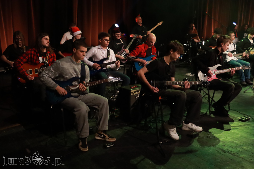 Fotorelacja: Koncert Kolęd na rockowo w MOK Zawiercie