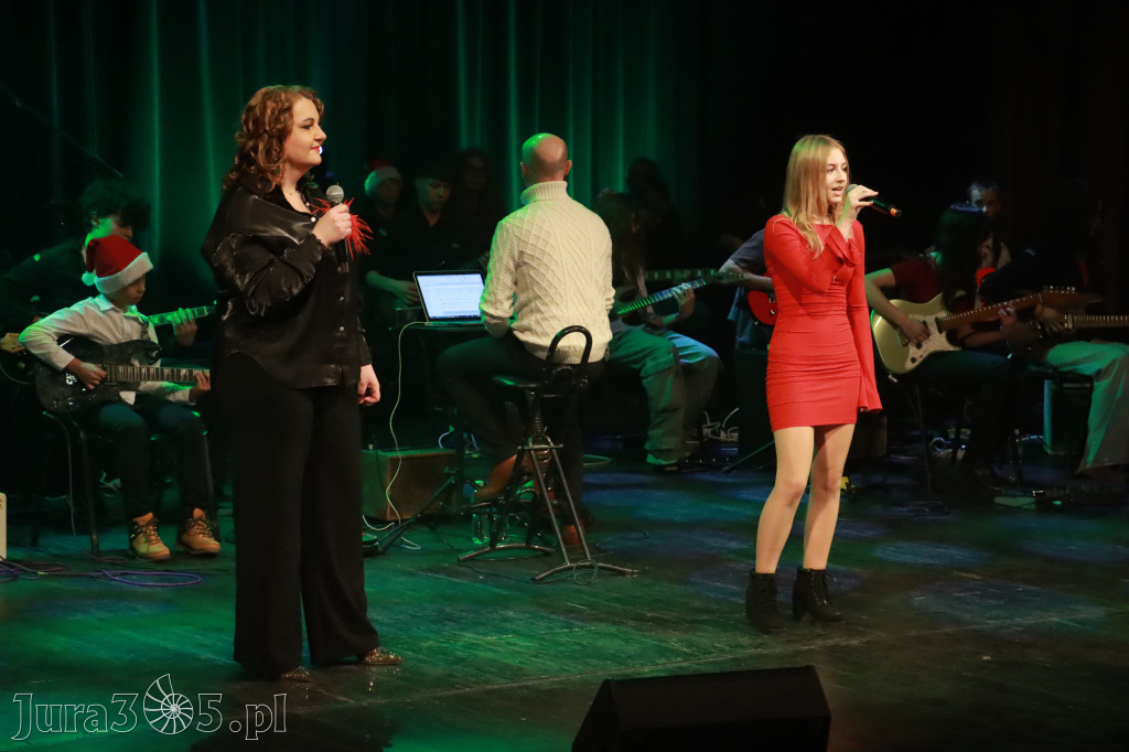 Fotorelacja: Koncert Kolęd na rockowo w MOK Zawiercie