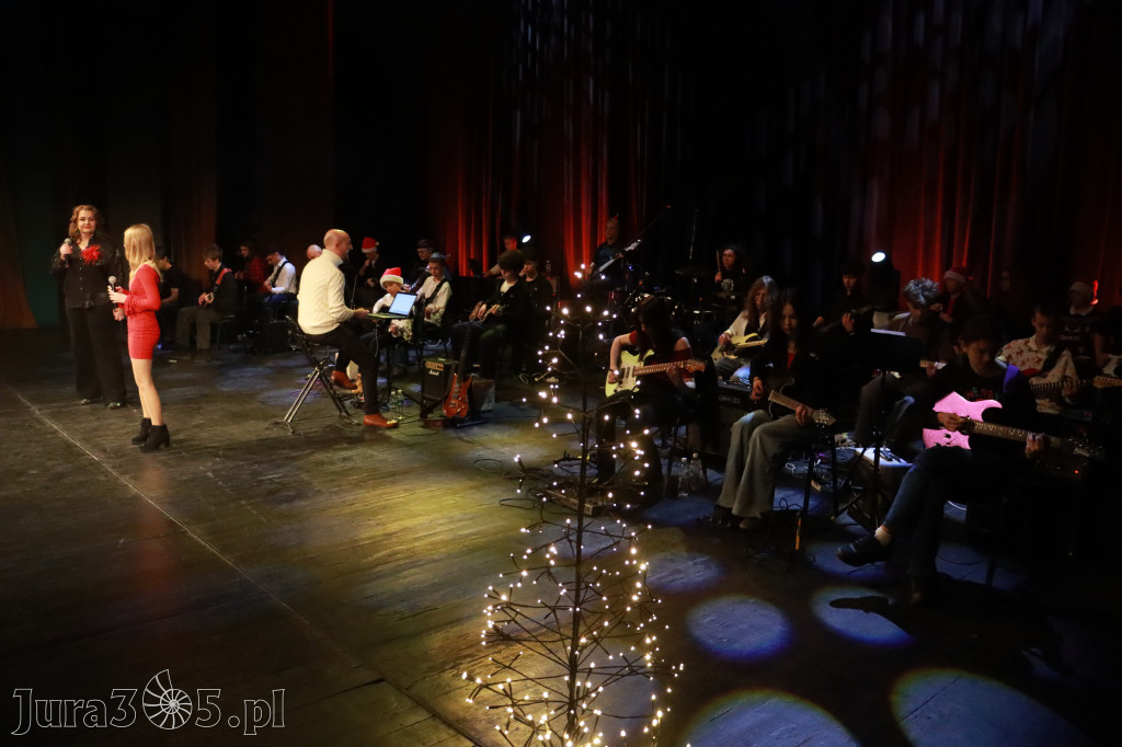 Fotorelacja: Koncert Kolęd na rockowo w MOK Zawiercie
