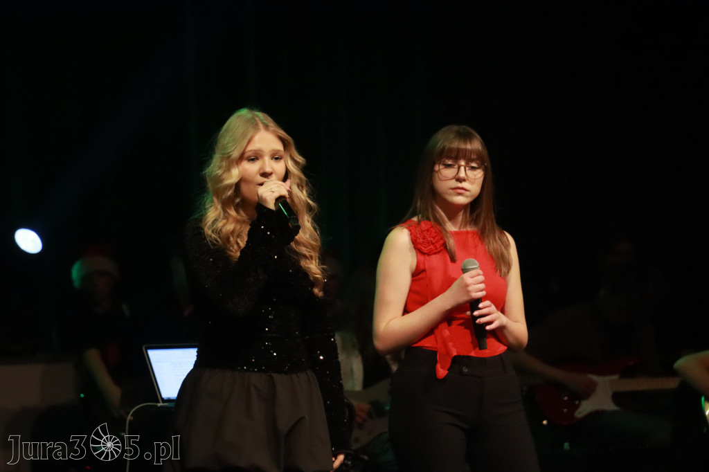 Fotorelacja: Koncert Kolęd na rockowo w MOK Zawiercie