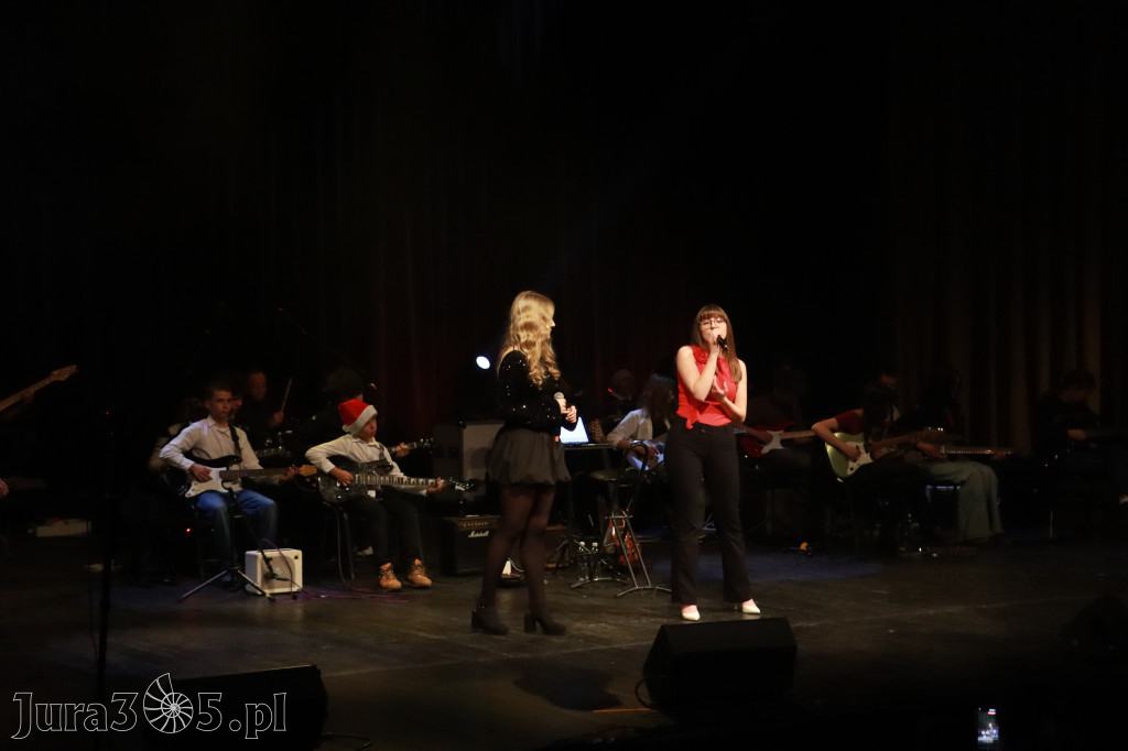 Fotorelacja: Koncert Kolęd na rockowo w MOK Zawiercie