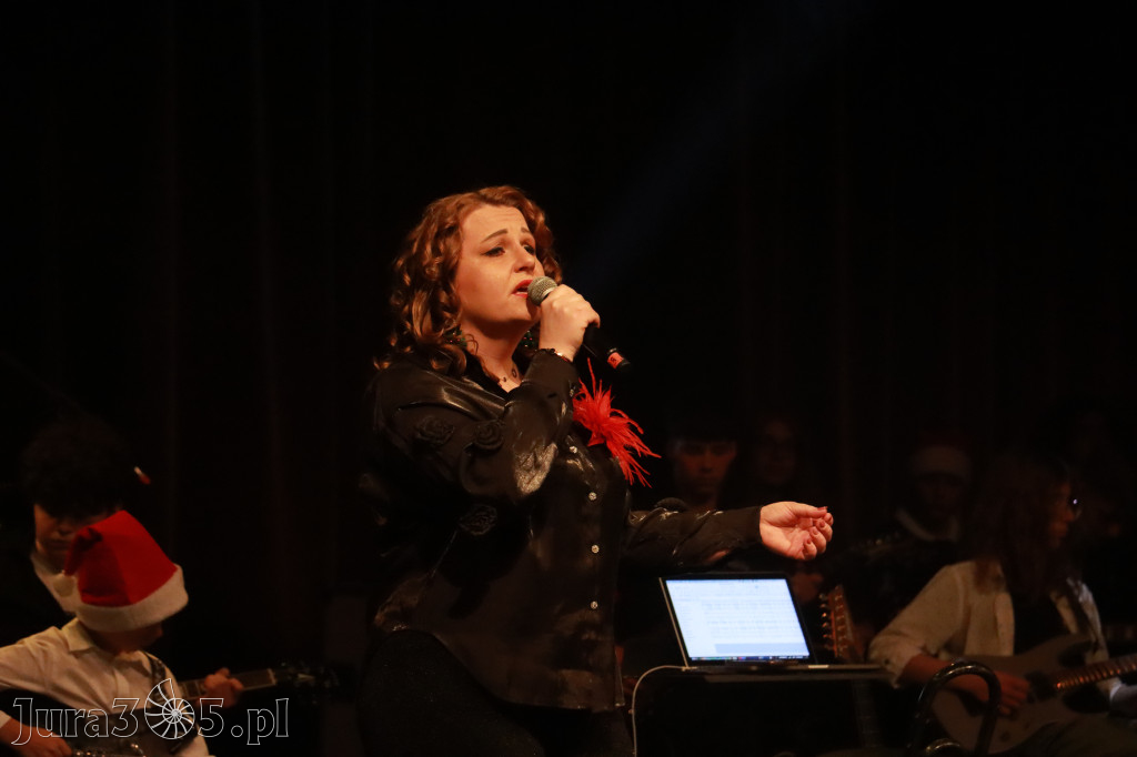 Fotorelacja: Koncert Kolęd na rockowo w MOK Zawiercie