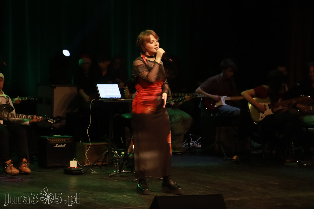 Fotorelacja: Koncert Kolęd na rockowo w MOK Zawiercie