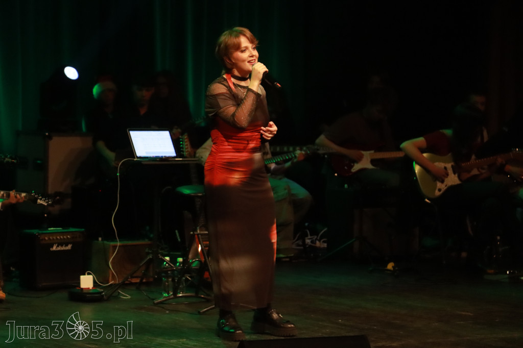 Fotorelacja: Koncert Kolęd na rockowo w MOK Zawiercie