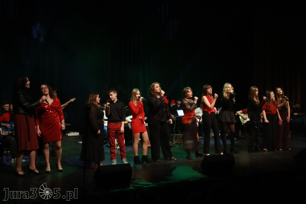 Fotorelacja: Koncert Kolęd na rockowo w MOK Zawiercie