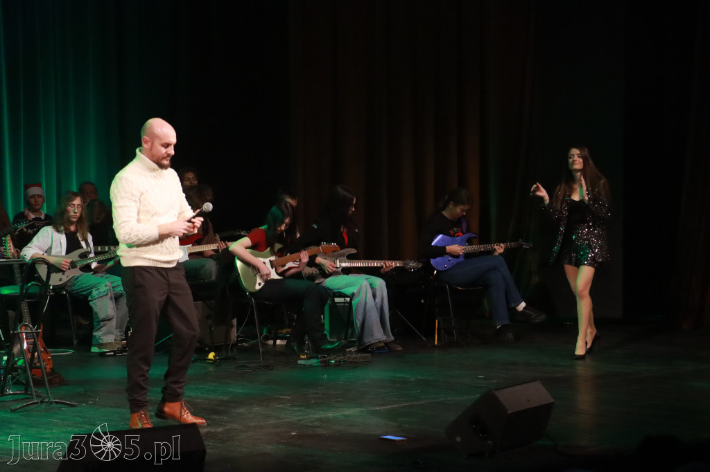 Fotorelacja: Koncert Kolęd na rockowo w MOK Zawiercie