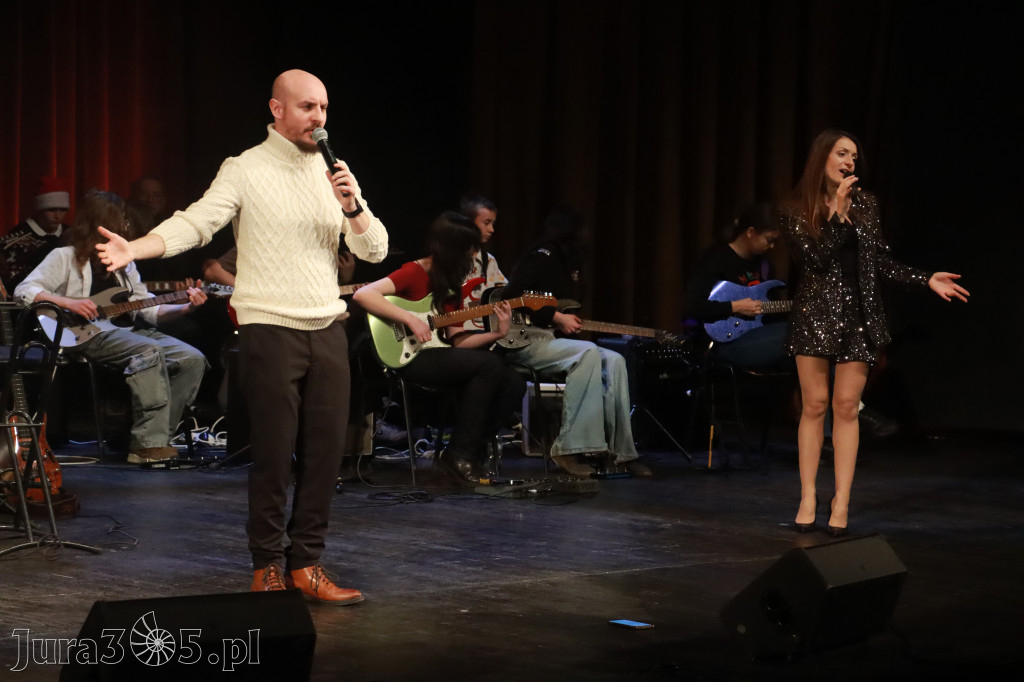 Fotorelacja: Koncert Kolęd na rockowo w MOK Zawiercie