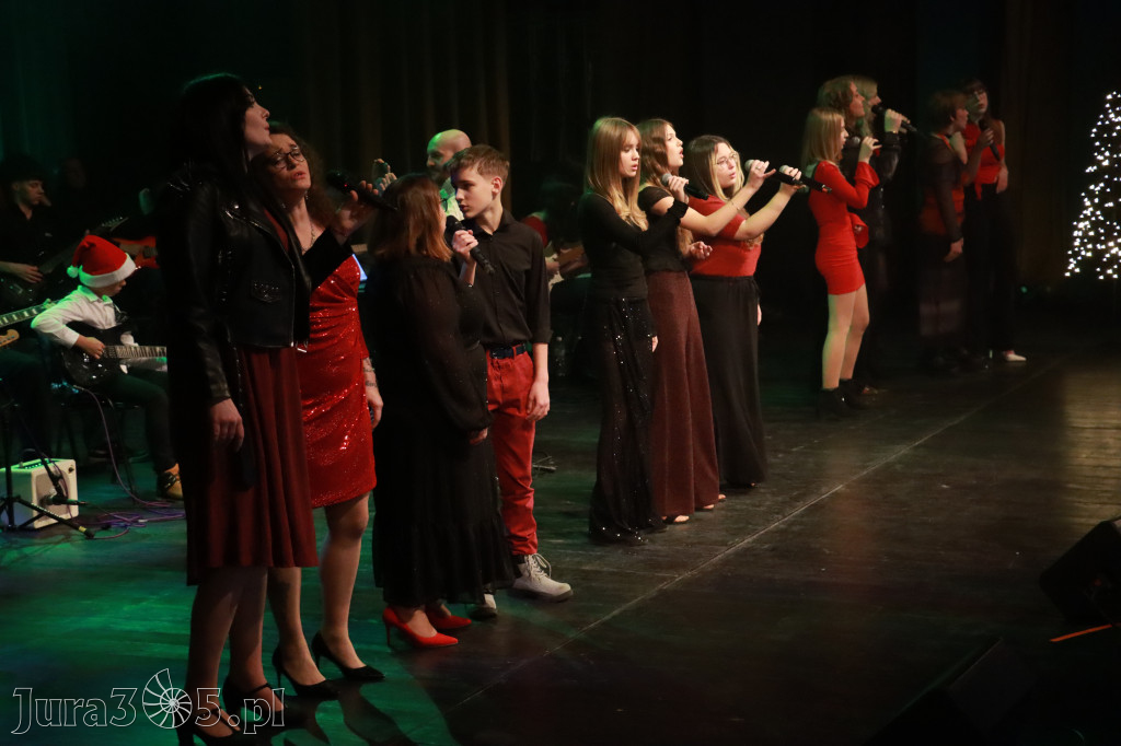 Fotorelacja: Koncert Kolęd na rockowo w MOK Zawiercie