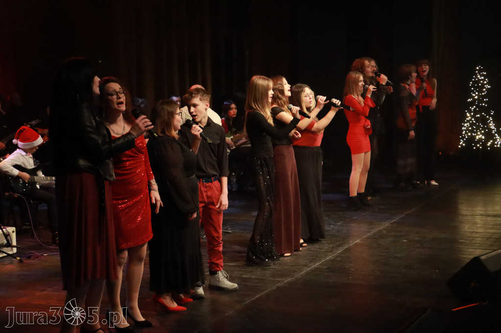 Fotorelacja: Koncert Kolęd na rockowo w MOK Zawiercie
