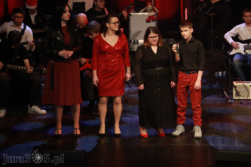 Fotorelacja: Koncert Kolęd na rockowo w MOK Zawiercie