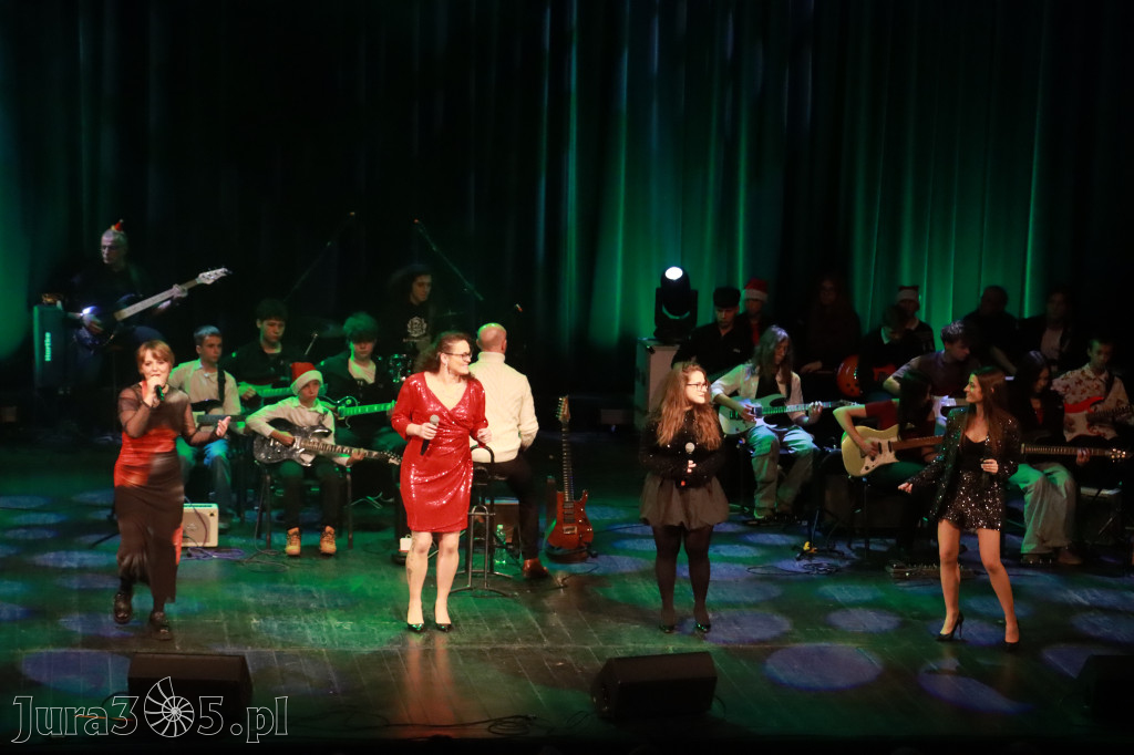 Fotorelacja: Koncert Kolęd na rockowo w MOK Zawiercie
