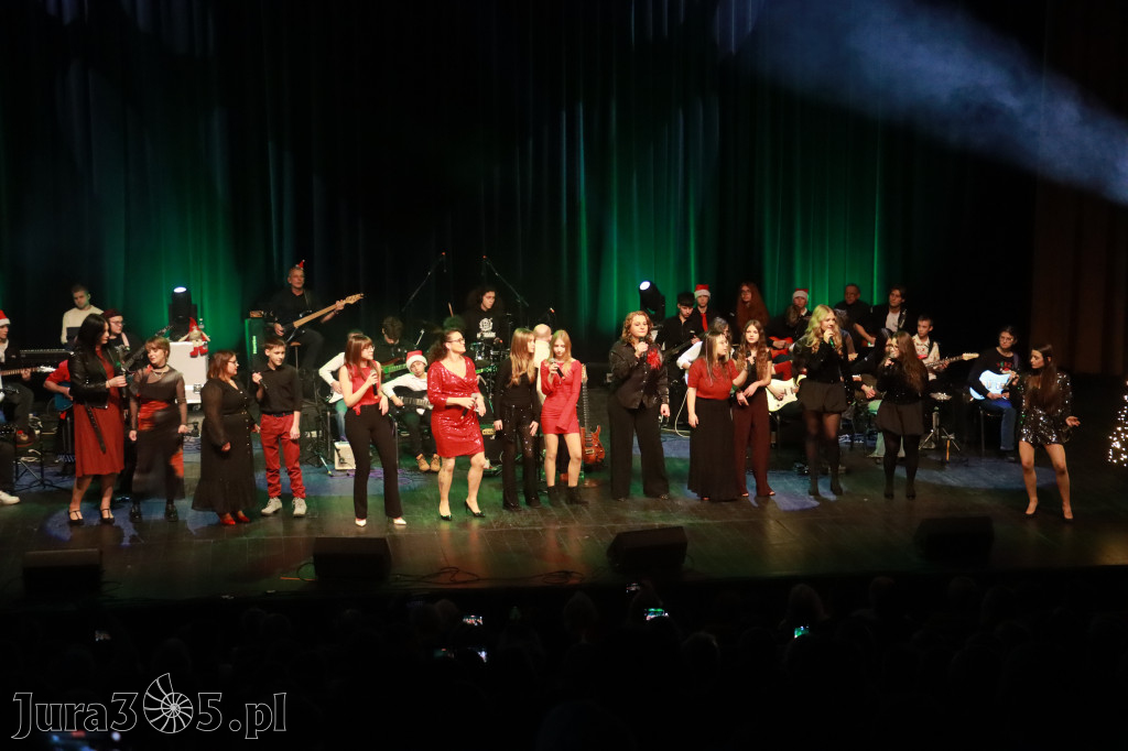 Fotorelacja: Koncert Kolęd na rockowo w MOK Zawiercie