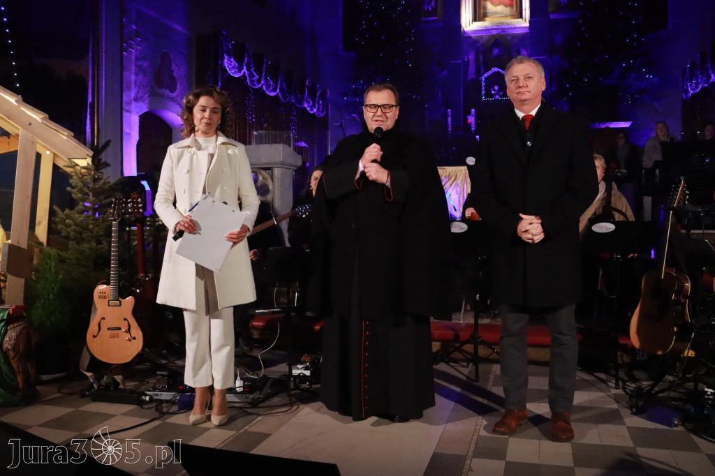 Fotorelacja: Koncert Kolęd w Myszkowie z Eweliną Flintą i Myszkovia Band