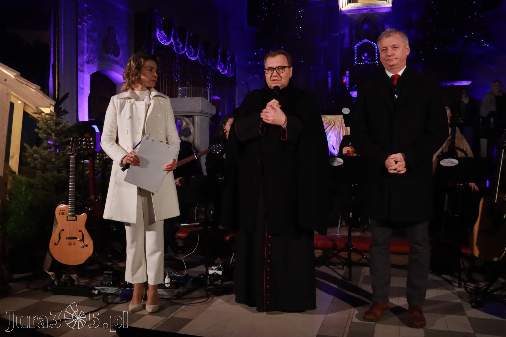 Fotorelacja: Koncert Kolęd w Myszkowie z Eweliną Flintą i Myszkovia Band