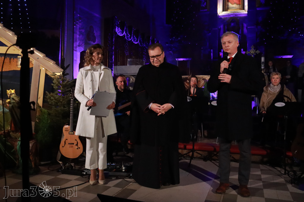 Fotorelacja: Koncert Kolęd w Myszkowie z Eweliną Flintą i Myszkovia Band