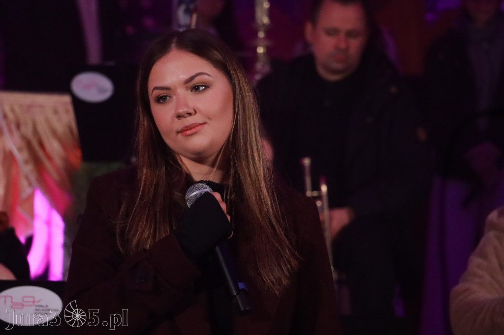 Fotorelacja: Koncert Kolęd w Myszkowie z Eweliną Flintą i Myszkovia Band