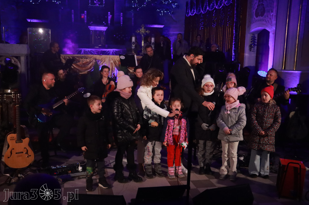 Fotorelacja: Koncert Kolęd w Myszkowie z Eweliną Flintą i Myszkovia Band