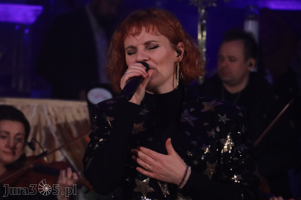 Fotorelacja: Koncert Kolęd w Myszkowie z Eweliną Flintą i Myszkovia Band
