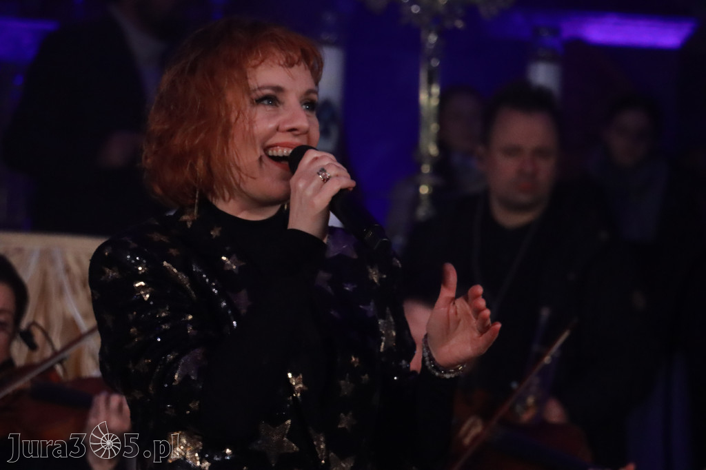 Fotorelacja: Koncert Kolęd w Myszkowie z Eweliną Flintą i Myszkovia Band