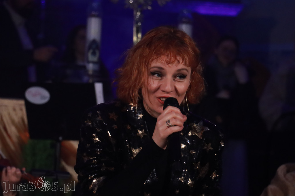 Fotorelacja: Koncert Kolęd w Myszkowie z Eweliną Flintą i Myszkovia Band