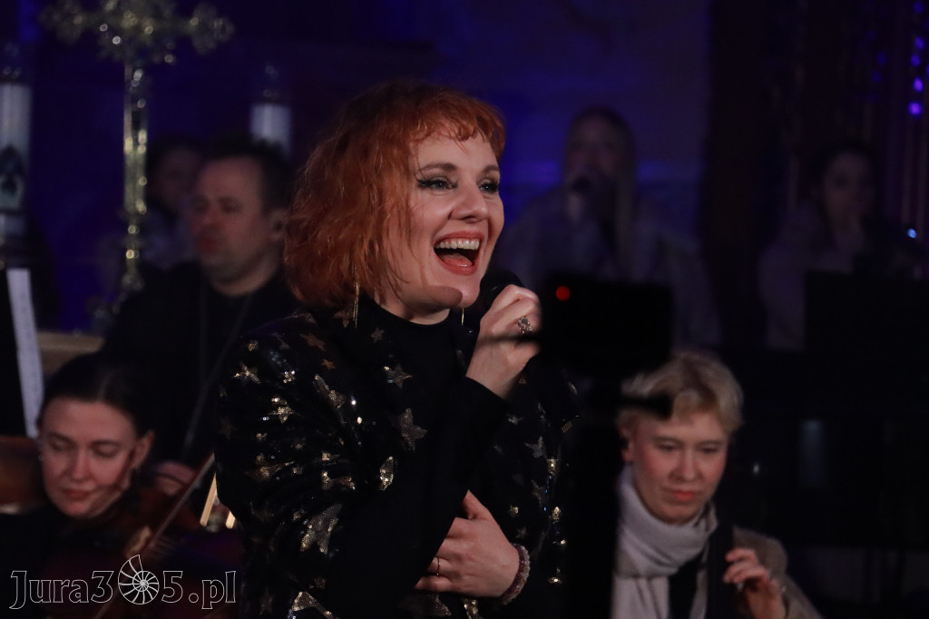 Fotorelacja: Koncert Kolęd w Myszkowie z Eweliną Flintą i Myszkovia Band