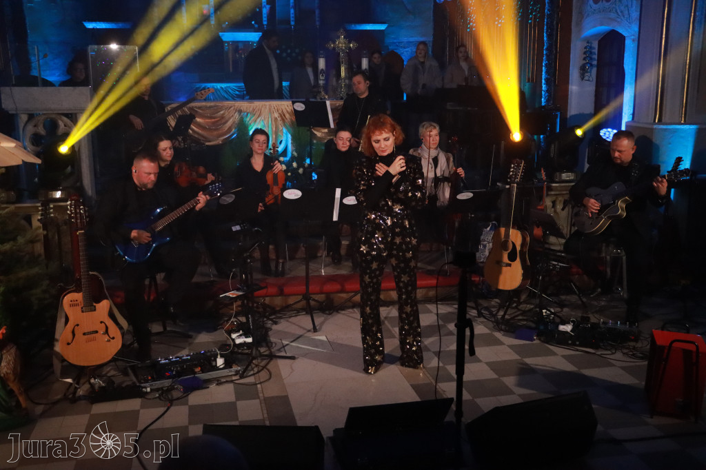 Fotorelacja: Koncert Kolęd w Myszkowie z Eweliną Flintą i Myszkovia Band