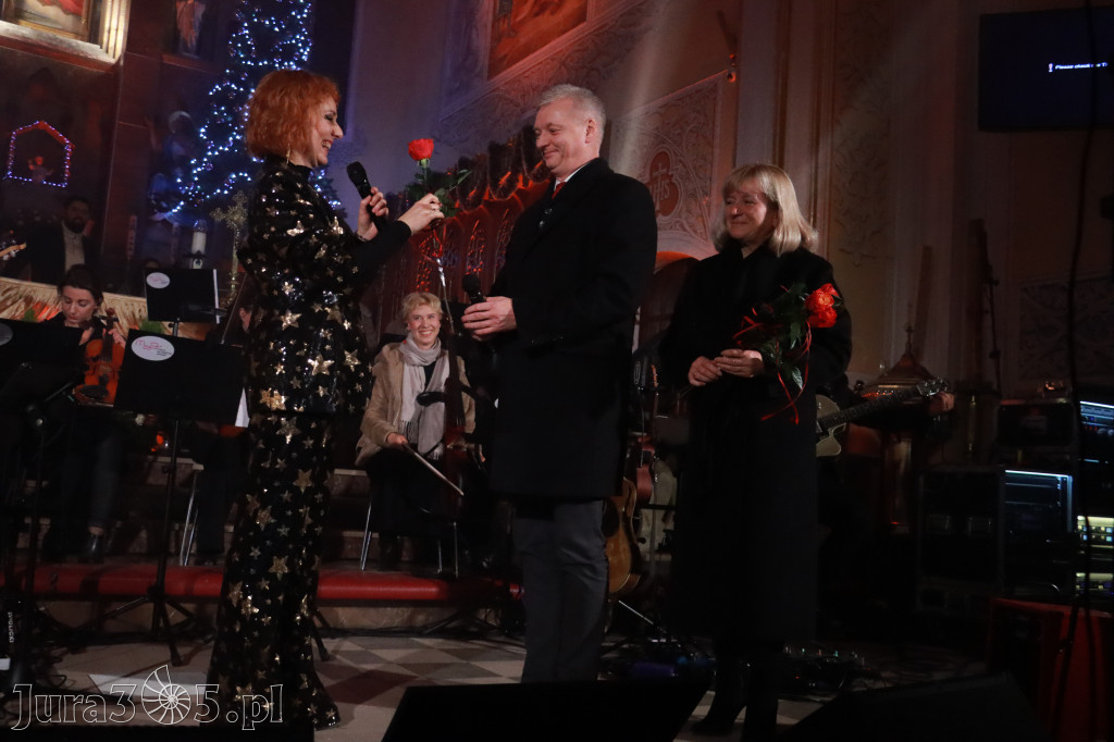 Fotorelacja: Koncert Kolęd w Myszkowie z Eweliną Flintą i Myszkovia Band