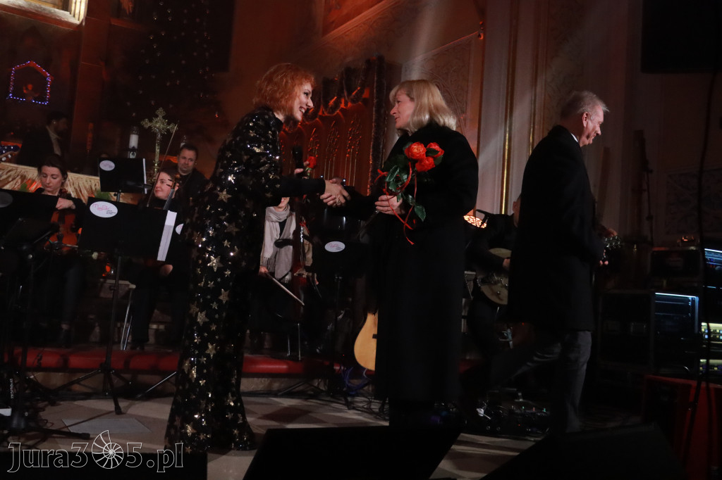 Fotorelacja: Koncert Kolęd w Myszkowie z Eweliną Flintą i Myszkovia Band