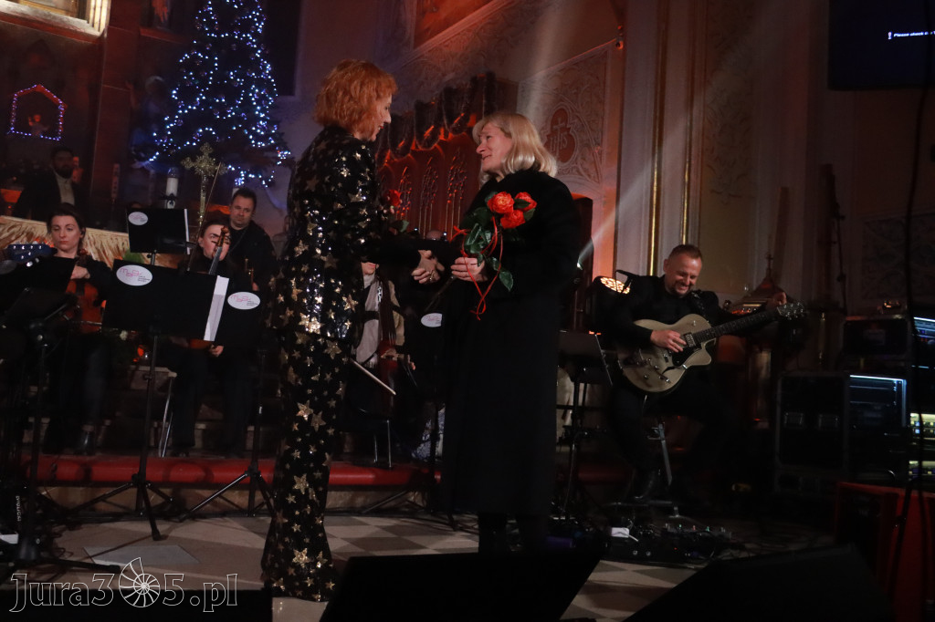 Fotorelacja: Koncert Kolęd w Myszkowie z Eweliną Flintą i Myszkovia Band