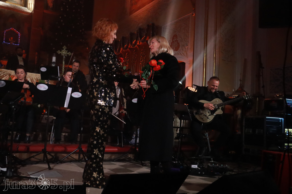 Fotorelacja: Koncert Kolęd w Myszkowie z Eweliną Flintą i Myszkovia Band