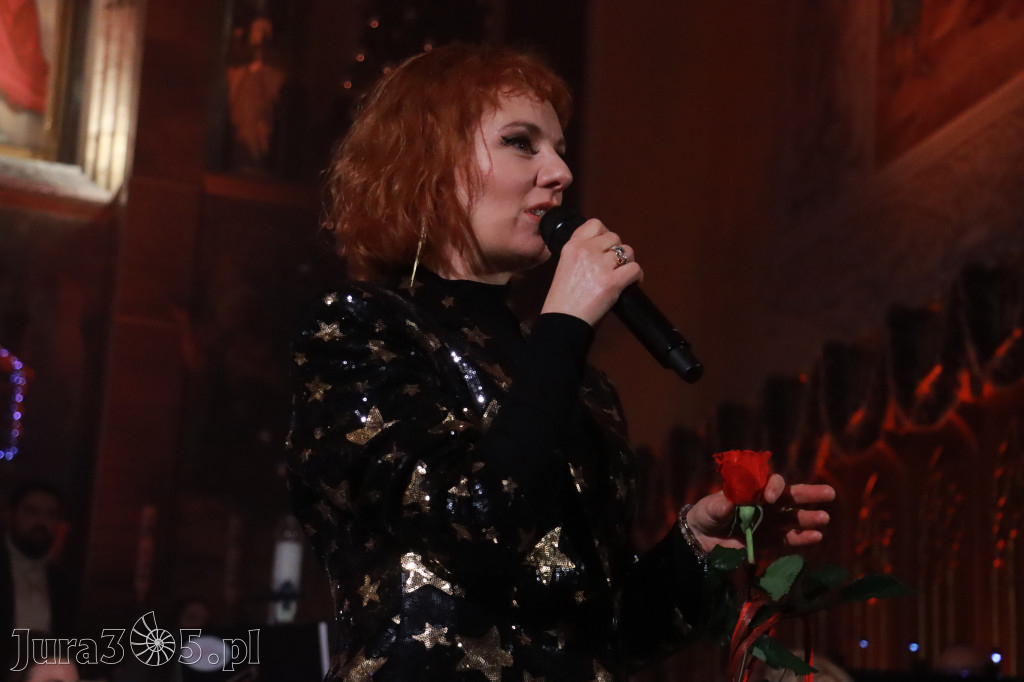 Fotorelacja: Koncert Kolęd w Myszkowie z Eweliną Flintą i Myszkovia Band