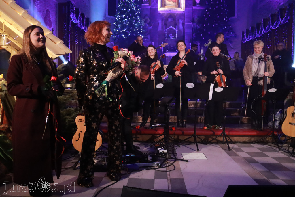 Fotorelacja: Koncert Kolęd w Myszkowie z Eweliną Flintą i Myszkovia Band