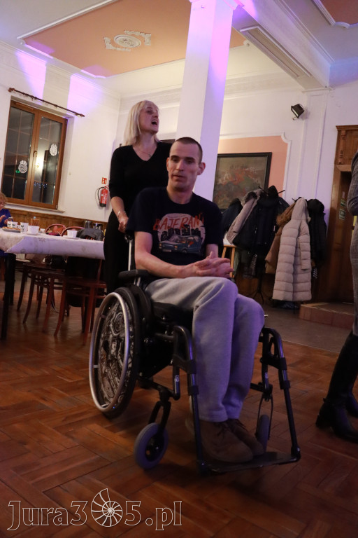 Fotorelacja: Karnawałowa Potańcówka w Pałacyku nad Wartą w Zawierciu