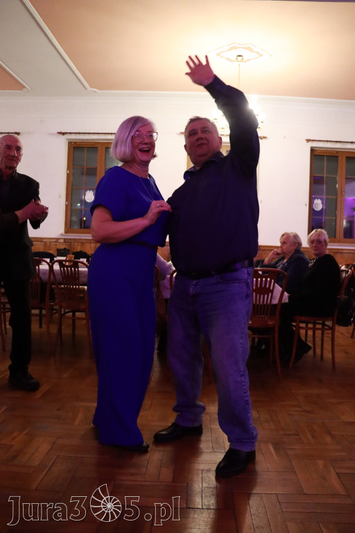 Fotorelacja: Karnawałowa Potańcówka w Pałacyku nad Wartą w Zawierciu