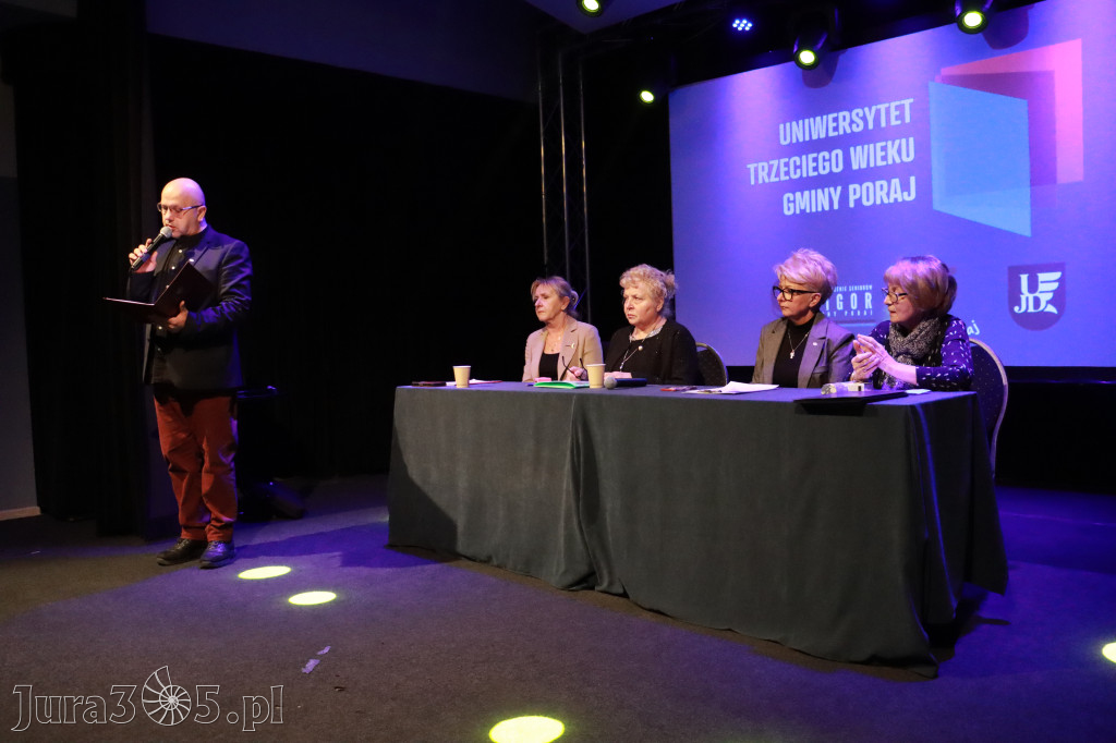 Fotorelacja: Inauguracja Uniwersytetu Trzeciego Wieku w Poraju