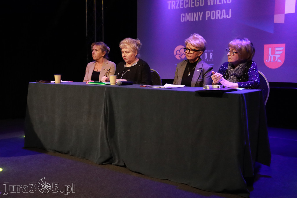 Fotorelacja: Inauguracja Uniwersytetu Trzeciego Wieku w Poraju