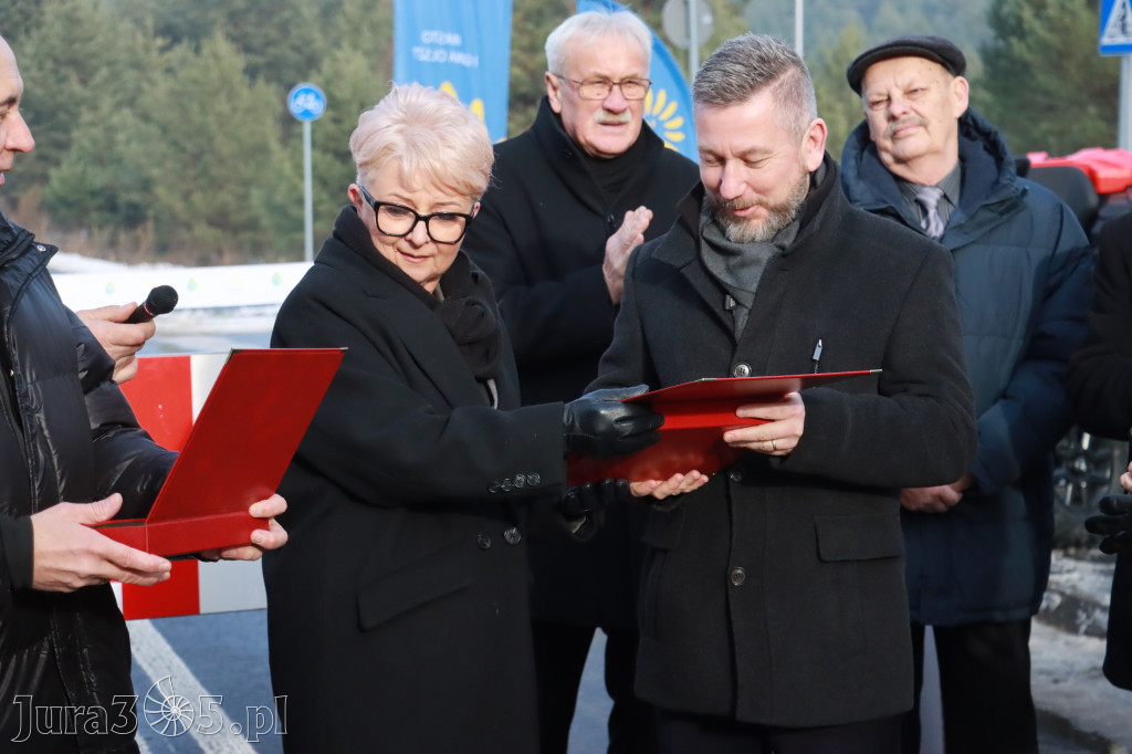 Fotorelacja: Uroczystość otwarcia drogi Choroń - Biskupice