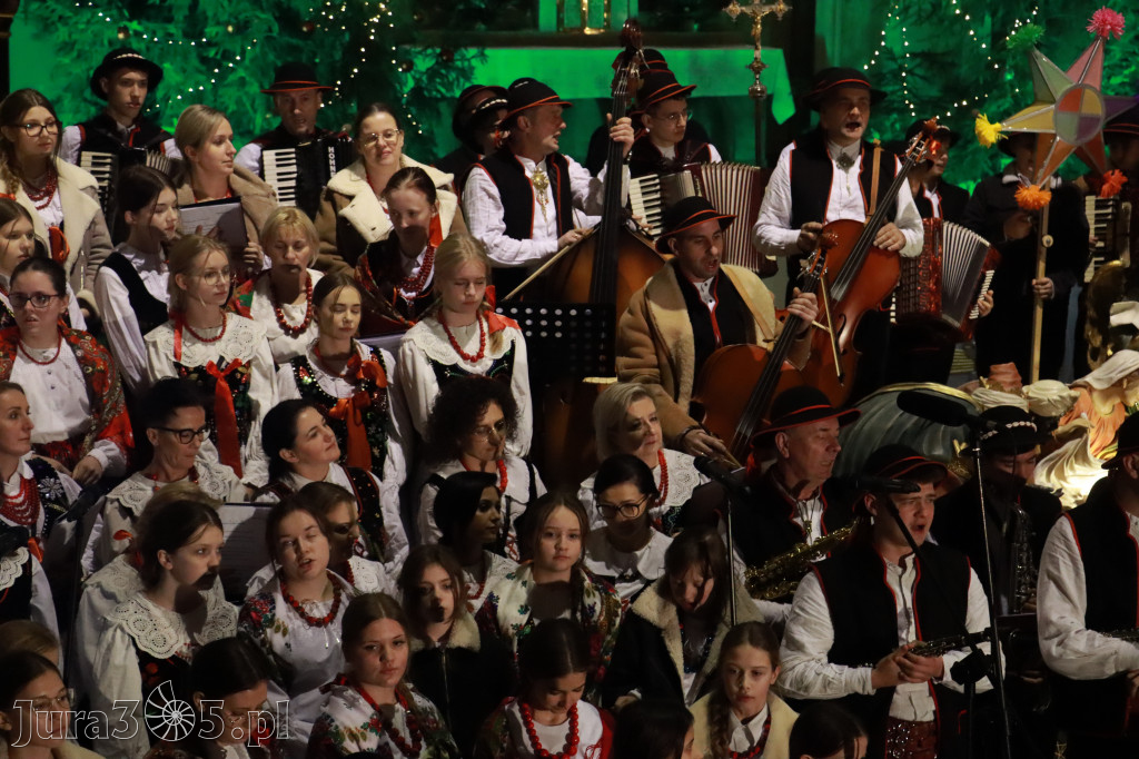Fotorelacja: Koncert Bożonarodzeniowy kapeli Głos Beskidu w Zawierciu